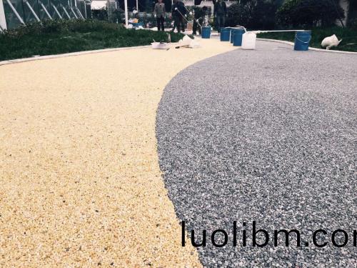 透(tou)水(shui)地(di)坪膠結料怎樣(yang)配製？